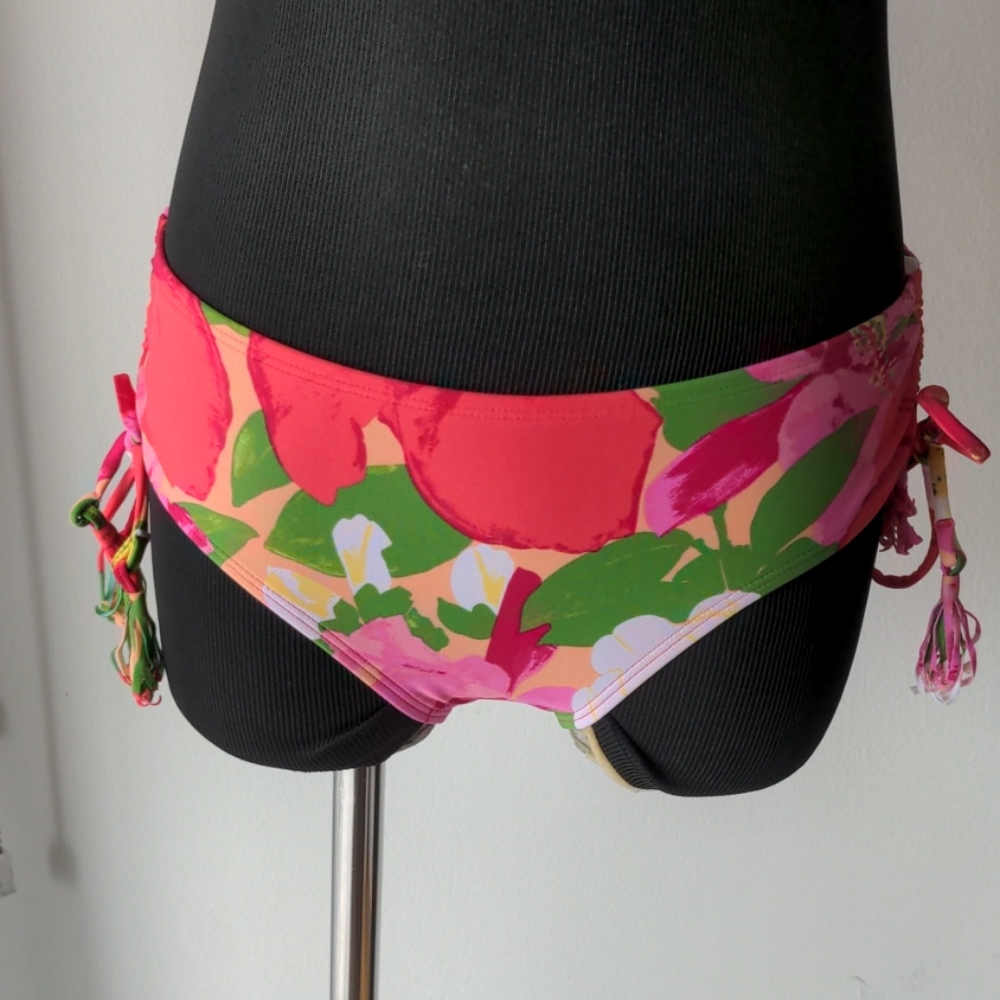 Aerie swim bottom NWOT